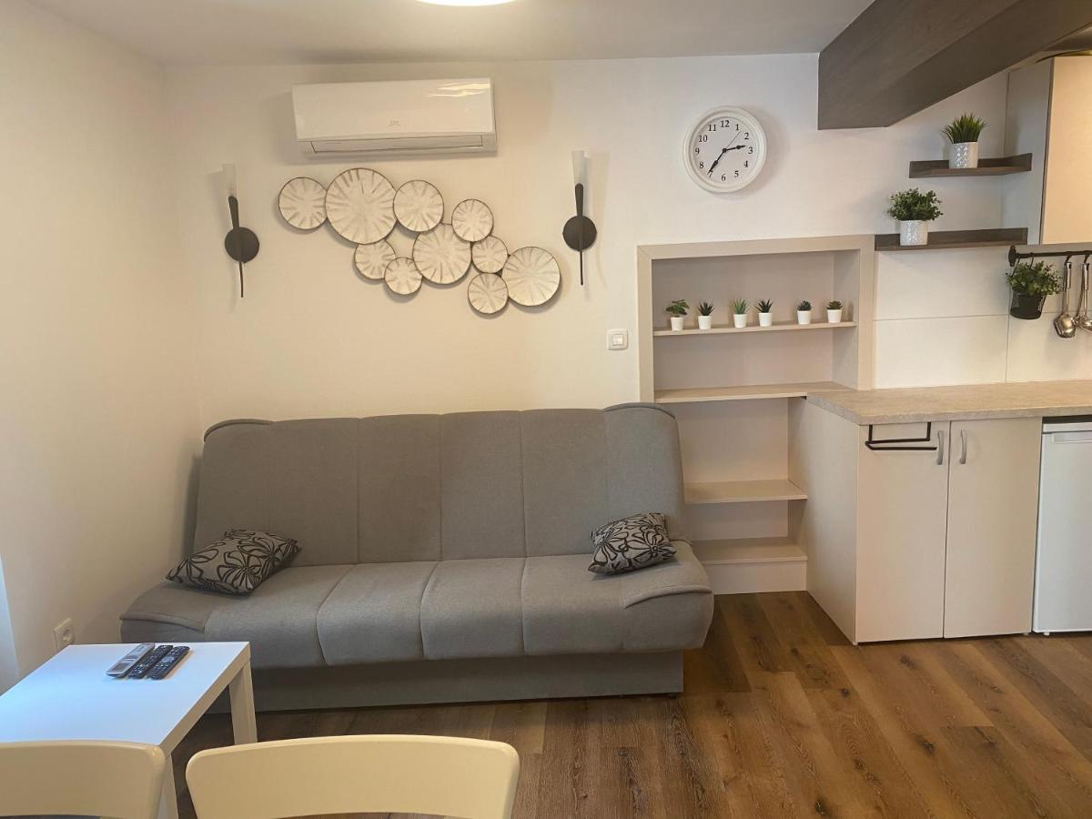 Jolly -center Bright At Tartini Square Apartmán